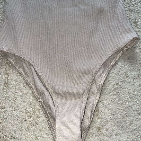 Off-White logo-print sleeveless body - Picture 4 of 9